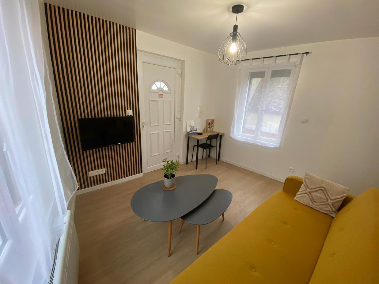 Appartements Pacy-Sur-Eure Exterior foto